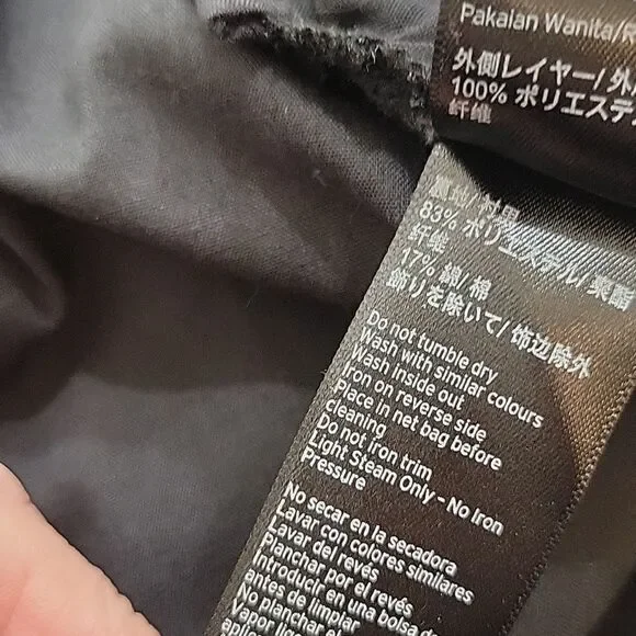 TOPSHOP Black Applique Skirt Size 6 NWT - Picture 11 of 13